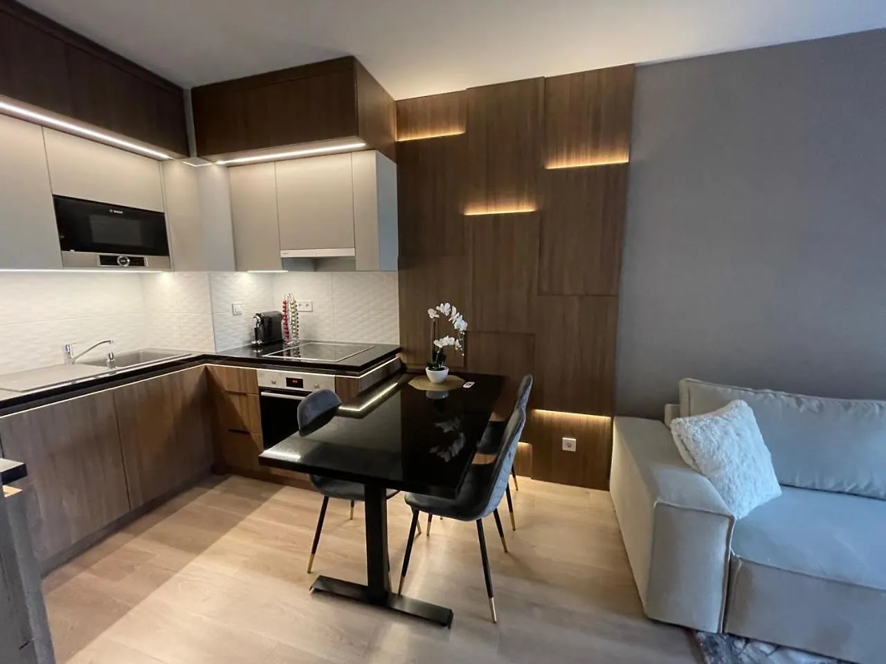 Karzo Property Lk 204 Budapest 0*,