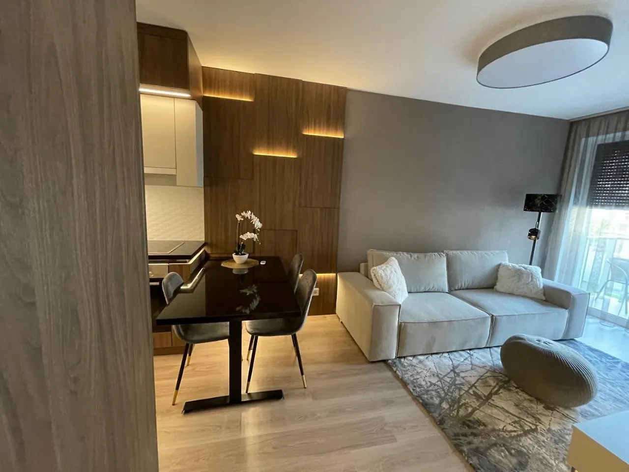 Karzo Property Lk 204 Budapest